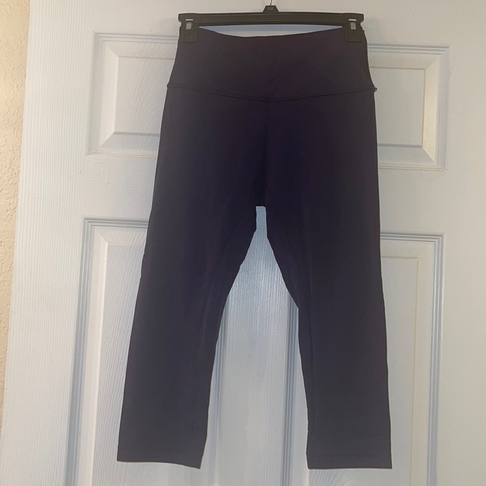 Lululemon Align crops